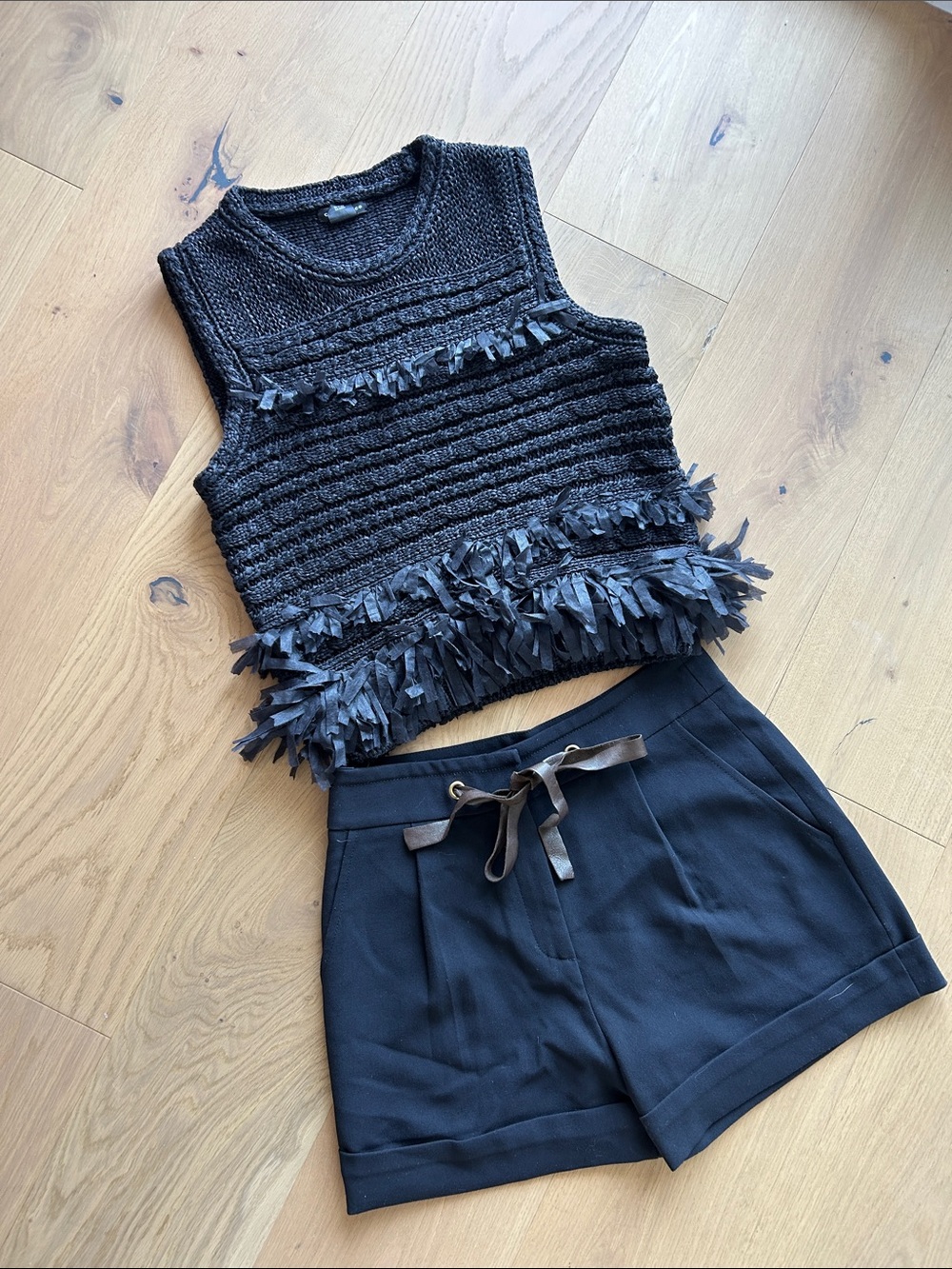 Club Monaco Black Textured Fringe Knit Tank Top
